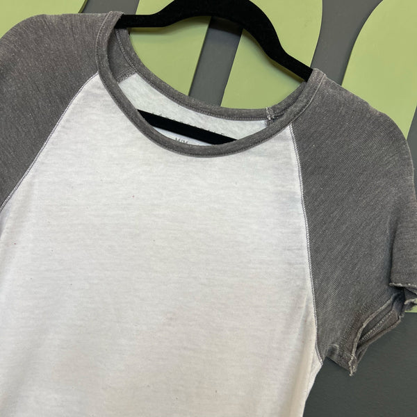 Aeropostale Color Block Baseball Short Sleeve Tee Medium