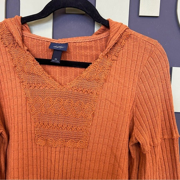 Daytrip by BKE Orange Hooded Bell Sleeve Embroidered V-Neck Blouse Medium