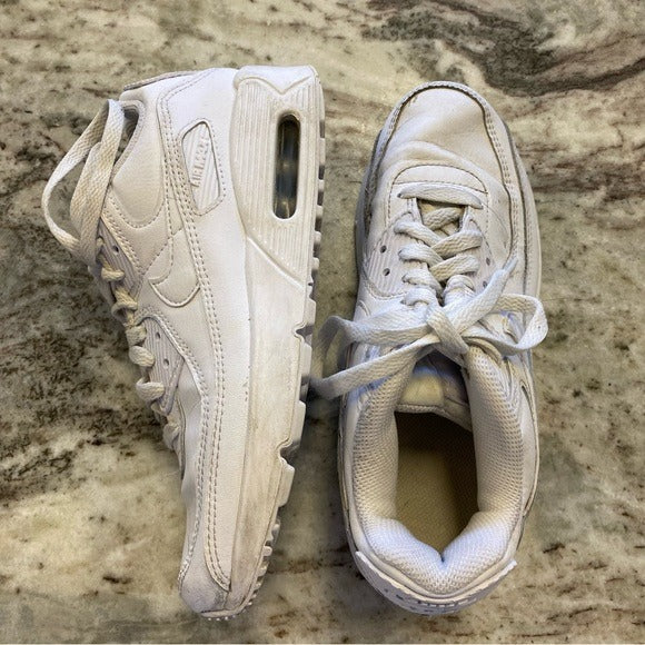 Nike Air Max 90 All White Sneaker Athletic Shoes Size 5.5 Youth