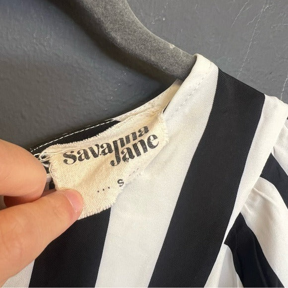 Savannah Jane Black + White Striped Peplum Dolman Sleeve Blouse Small