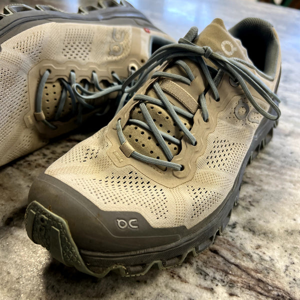 On Running Cloudventure Women's Sneakers Size 8