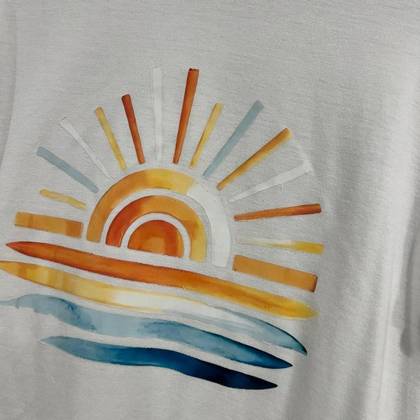 Women's Sunshine Graphic Tee Medium