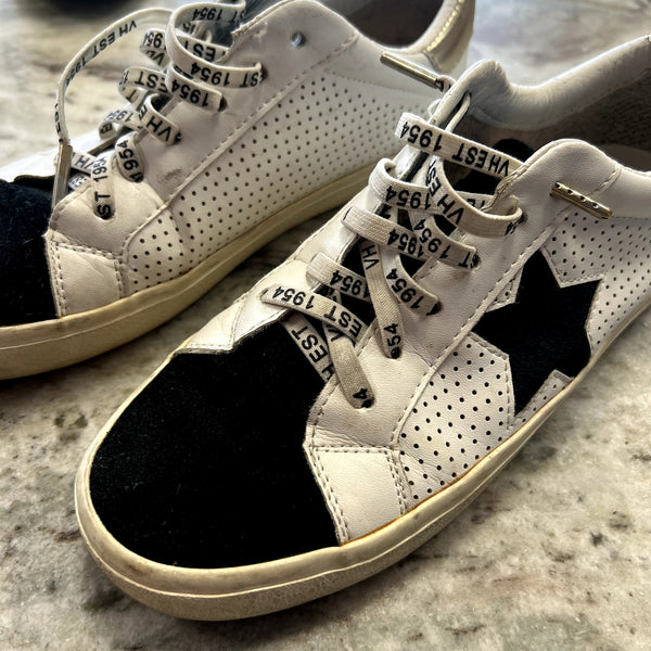 Vintage Havana White + Black Low Top Star Sneakers Size 7