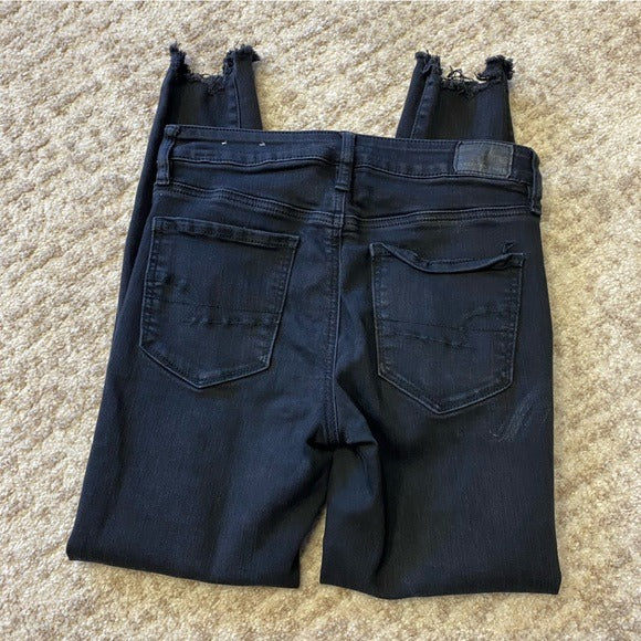 AEO American Eagle Outfitters Black Distressed Stretch Skinny Jeans Size 4