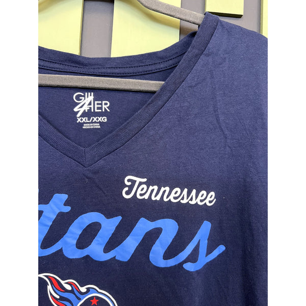 Tennessee Titans V-Neck Graphic Tee Size XXL