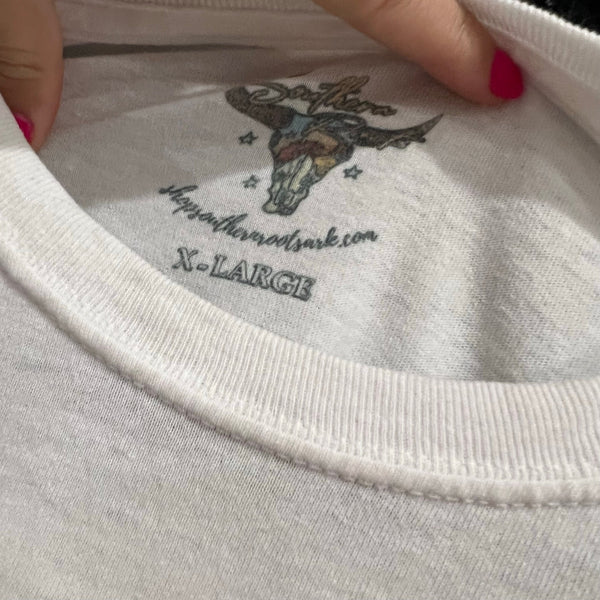 Tyler Halverson Western Dirt Road Country White Cropped Graphic Tee XL