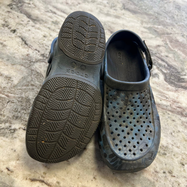 Croc's Men's Blue + Black Water Shoes Size 7