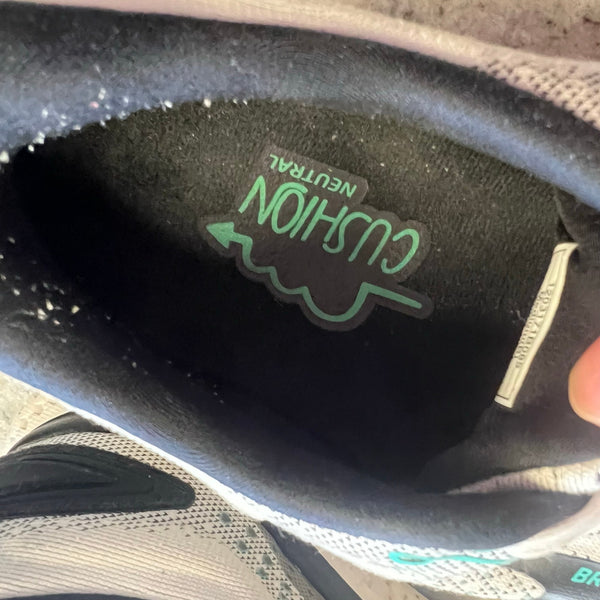 Brooks Women's Glycerin 18 Sneakers Blue + White Size 8.5