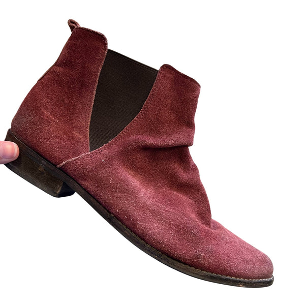 Coconuts by Matisse Lee Maroon Suede Ankle Booties Size 9