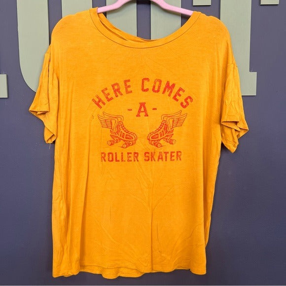 Roller Skater Mustard Crew Neck Short Sleeve Oversized Graphic Tee Small