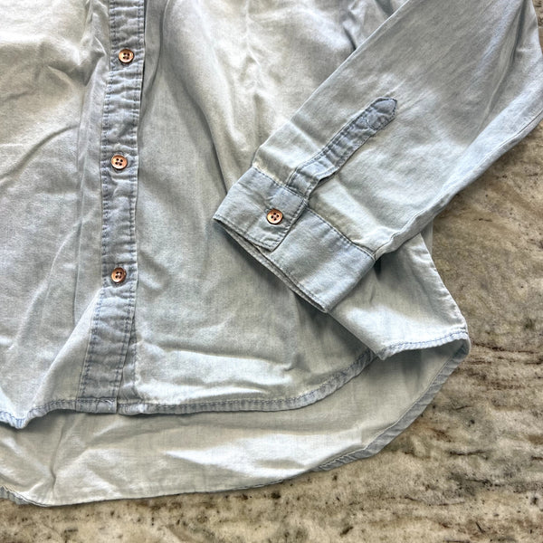 Women's Floral Embroidered Denim Button Down Top Medium