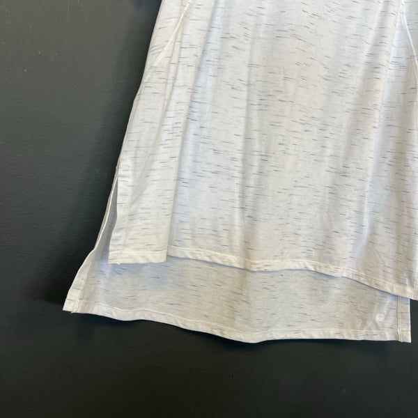 Avia White Marble Side Slit Workout Short Sleeve Top Large