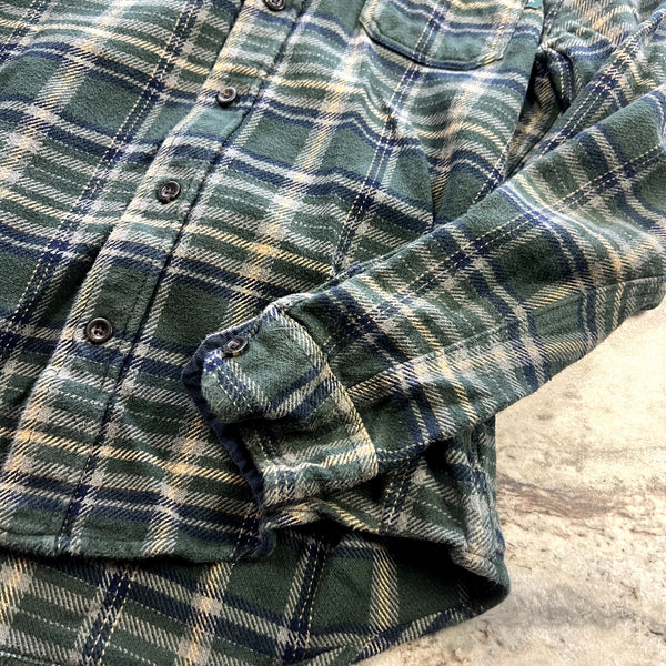 Woolrich Men's Dark Green + Yellow Button Down Flannel Size Medium