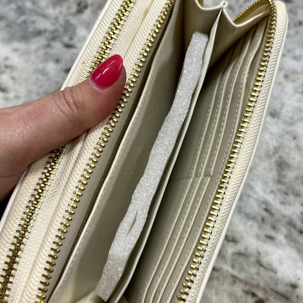 Ivory Faux Leather Horse Wallet