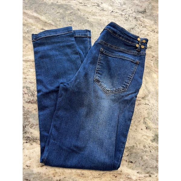 D. Jeans Straight Leg Button Detail Jeans Size 4