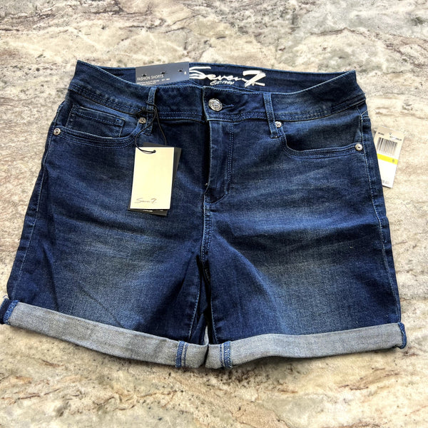 NWT Seven Mid Rise Cuffed Denim Shorts Size 8