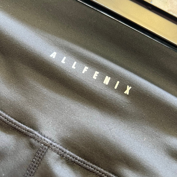 All Fenix Black + White Trim Full Length Compression Leggings Size Small