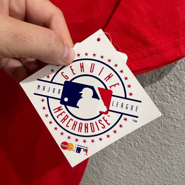 NWT STL Cardinals Genuine Merchandise Red Logo T-Shirt Medium