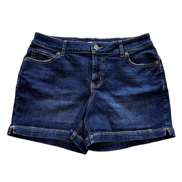 Maurices Dark Wash Denim Shorts Size 14
