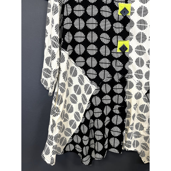 Ali Miles Woven Crinkle Black + White Abstract Print Blouse Size Large