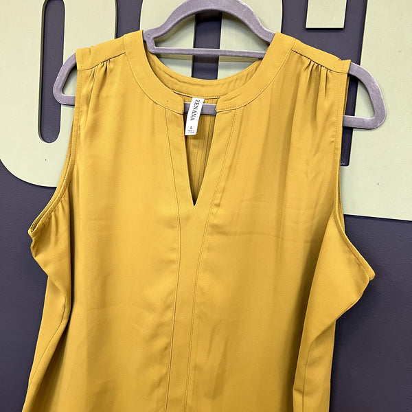 Zenana Yellow/Green Flowy V-Neck Tank Top Size Large