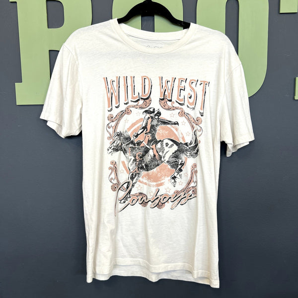 Lotus Fashion Wild West Graphic Tee Size Medium