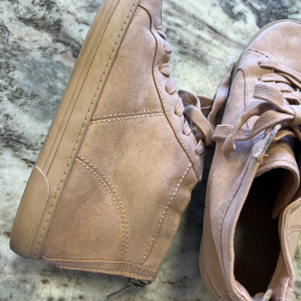 Dolce Vita Mauve High Top Sneakers Size 8