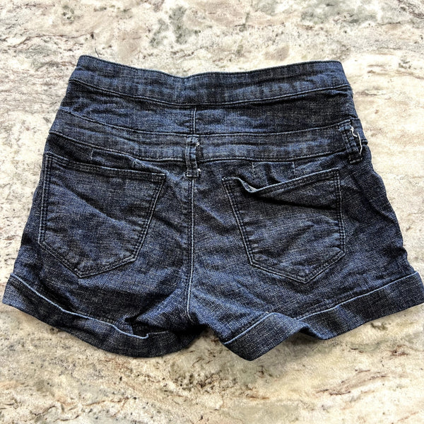 Refuge Dark Denim Button Front Jean Shorts Size 4