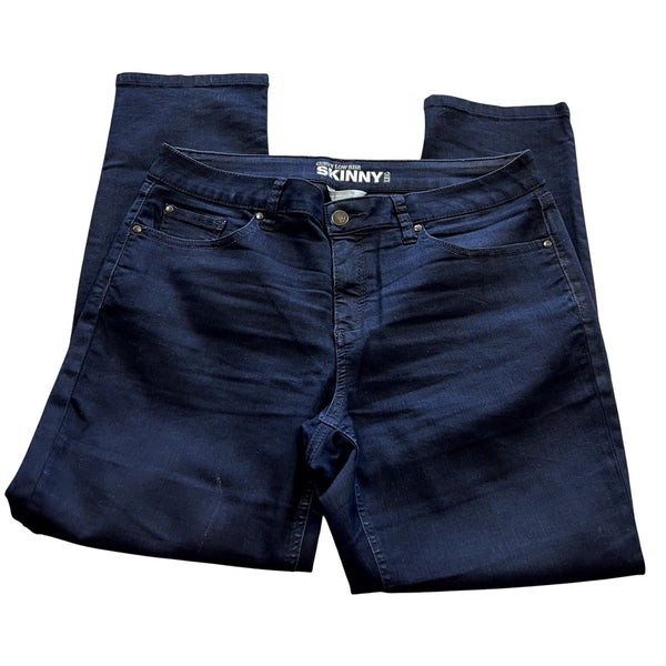 New York & Company Dark Wash Curvy Low Rise Skinny Jeans Size 12