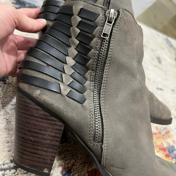 Gray Taupe Side Zip Ankle Booties Size 9
