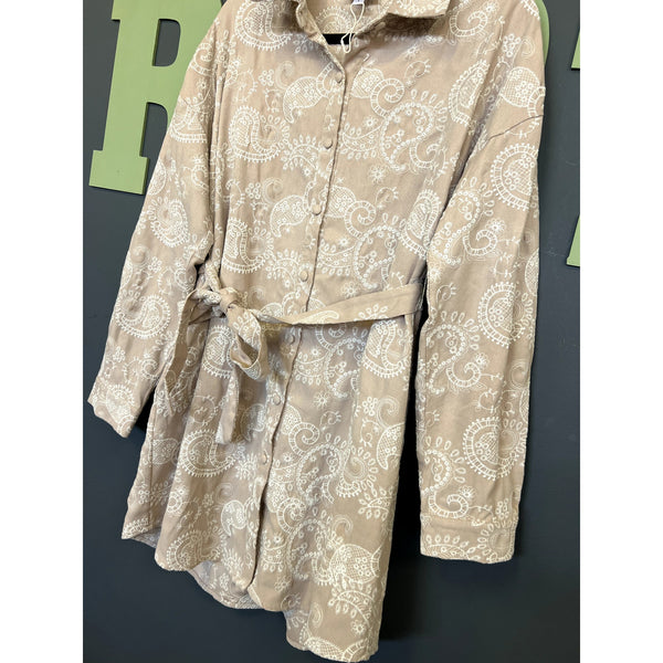 NWT Lovelo Paisley Embroidered Mini Dress Size Large