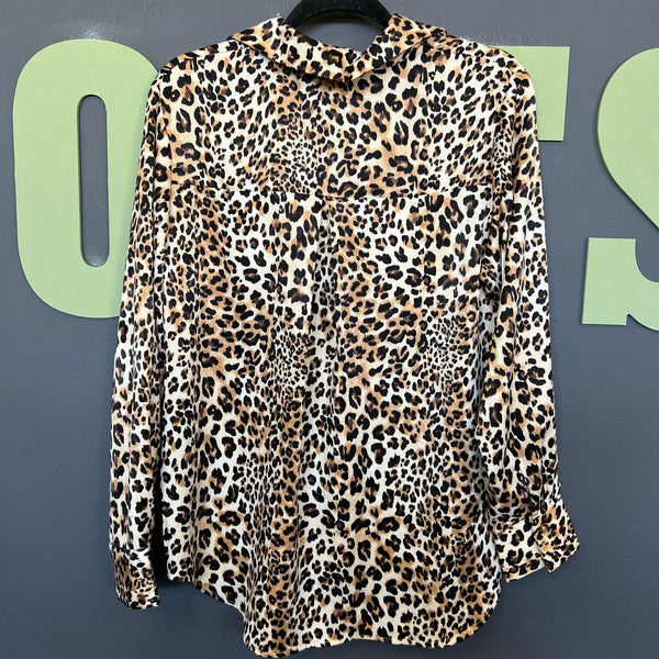 Davi & Dani Boutique Satin Leopard Button Down Blouse Small