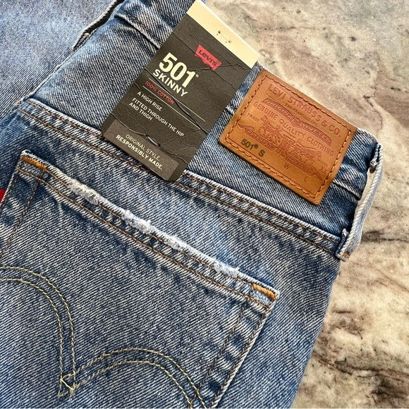 NWT Levi’s High Rise 501 Skinny Jeans 28x28 100% Cotton