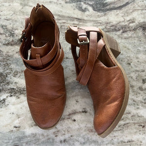 Brown Ankle Booties Size Youth 3