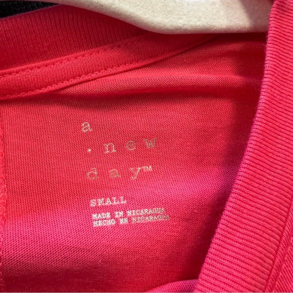 A New Day Red Solid Crew Neck Boxy Fit Blouse Small