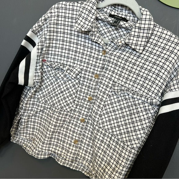 Forever 21 Black + White Plaid Flannel Button Down Waffle Sleeve Crop Top Small