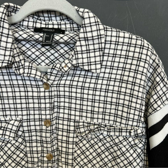 Forever 21 Black + White Plaid Flannel Button Down Waffle Sleeve Crop Top Small