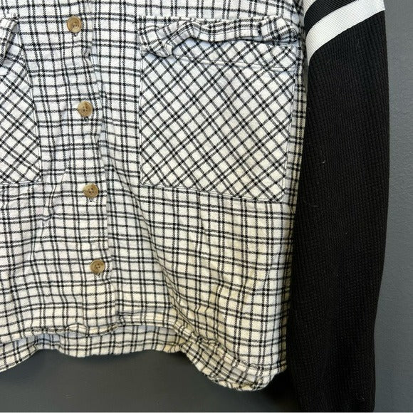 Forever 21 Black + White Plaid Flannel Button Down Waffle Sleeve Crop Top Small