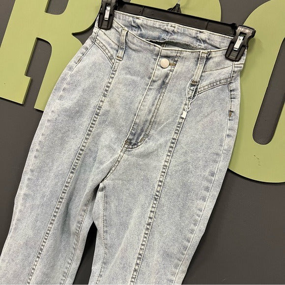 NWT Sexy Curvy Light Wash Flare Jeans Size 26