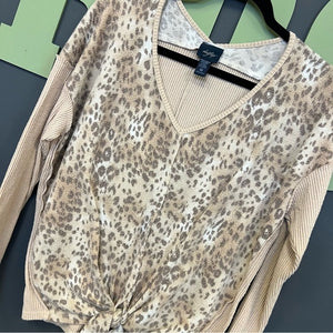 Daytrip Women’s Leopard + Cream Plush Ribbed Front Tie Blouse Medium