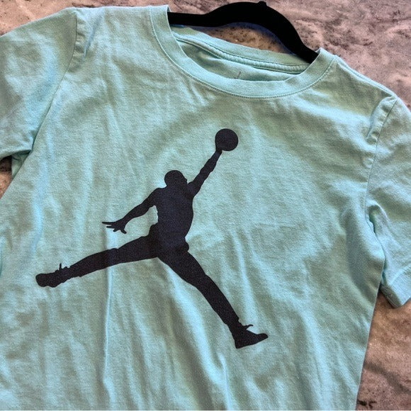 Air Jordan Boys Light Teal Graphic Tee Medium