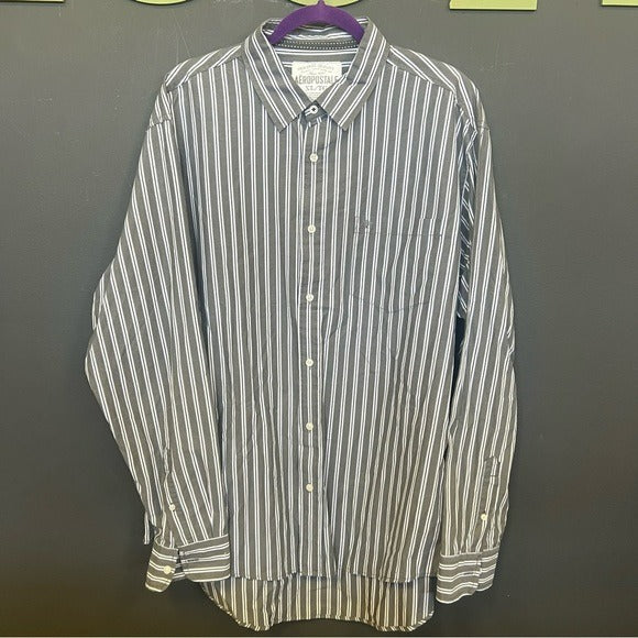 Aeropostale Gray Pinstripe Collared Button Down Shirt Size XL