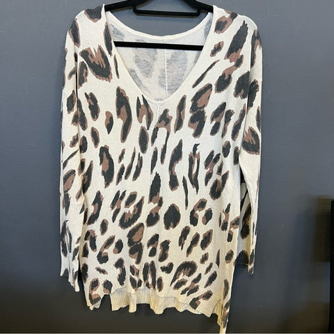 Leopard Side Slit Long Sweater Size Large