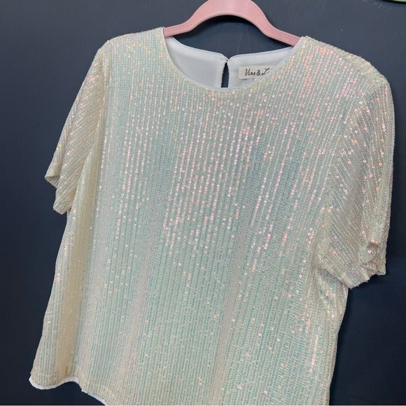 Vine & Love Boutique White Sequin Short Sleeve Blouse Small