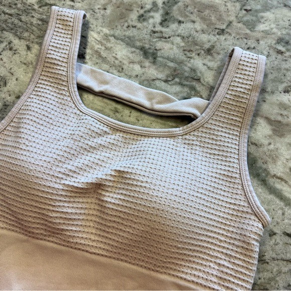 Yogalicious Waffle Seamless Melanie Cream Sports Bra Size Large