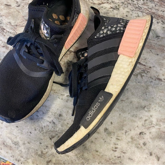 Adidas Women’s NMD R1 Leopard Print Black + Pink Sneakers Size 9