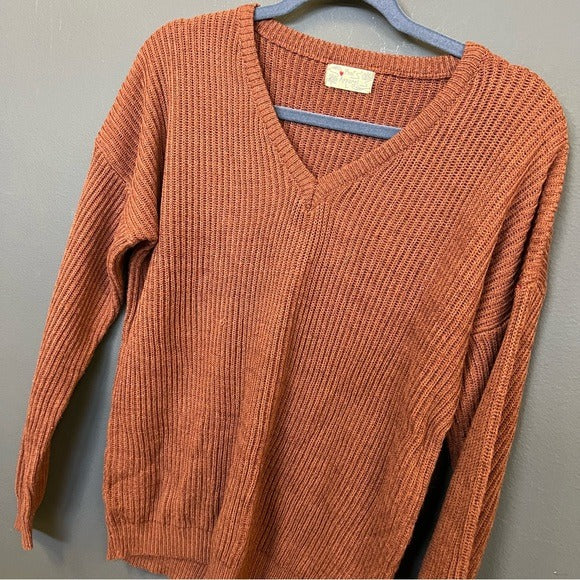 Poof Apparel Ribbed Knit Rust V-Neck Sweater Large