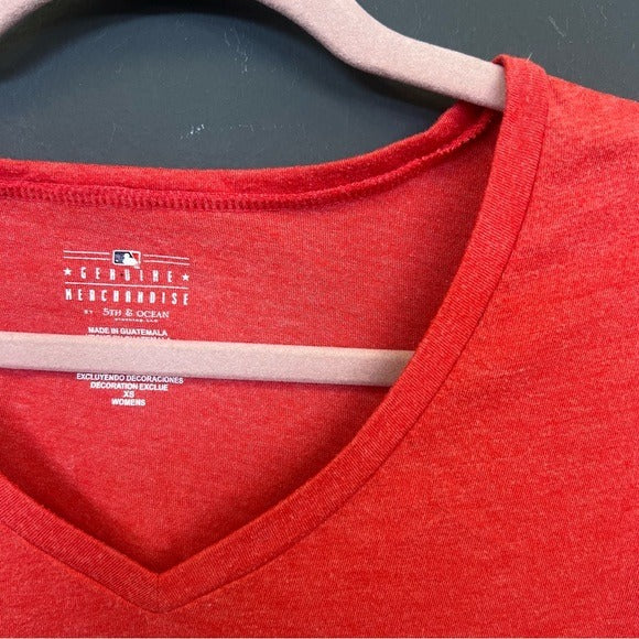 St. Louis Cardinals Red V-Neck Short Sleeve Graphic Tee Size XS