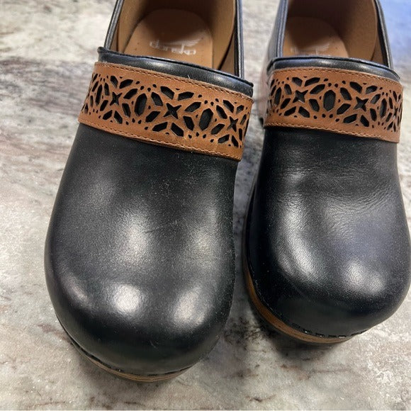 Dansko Women’s Clogs Black + Brown Size 42