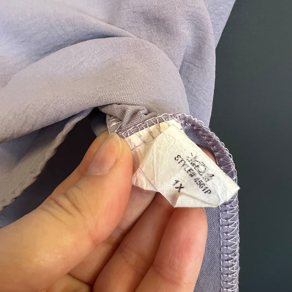 Entro Women's Lilac V-Neck Blouse Size 1XL